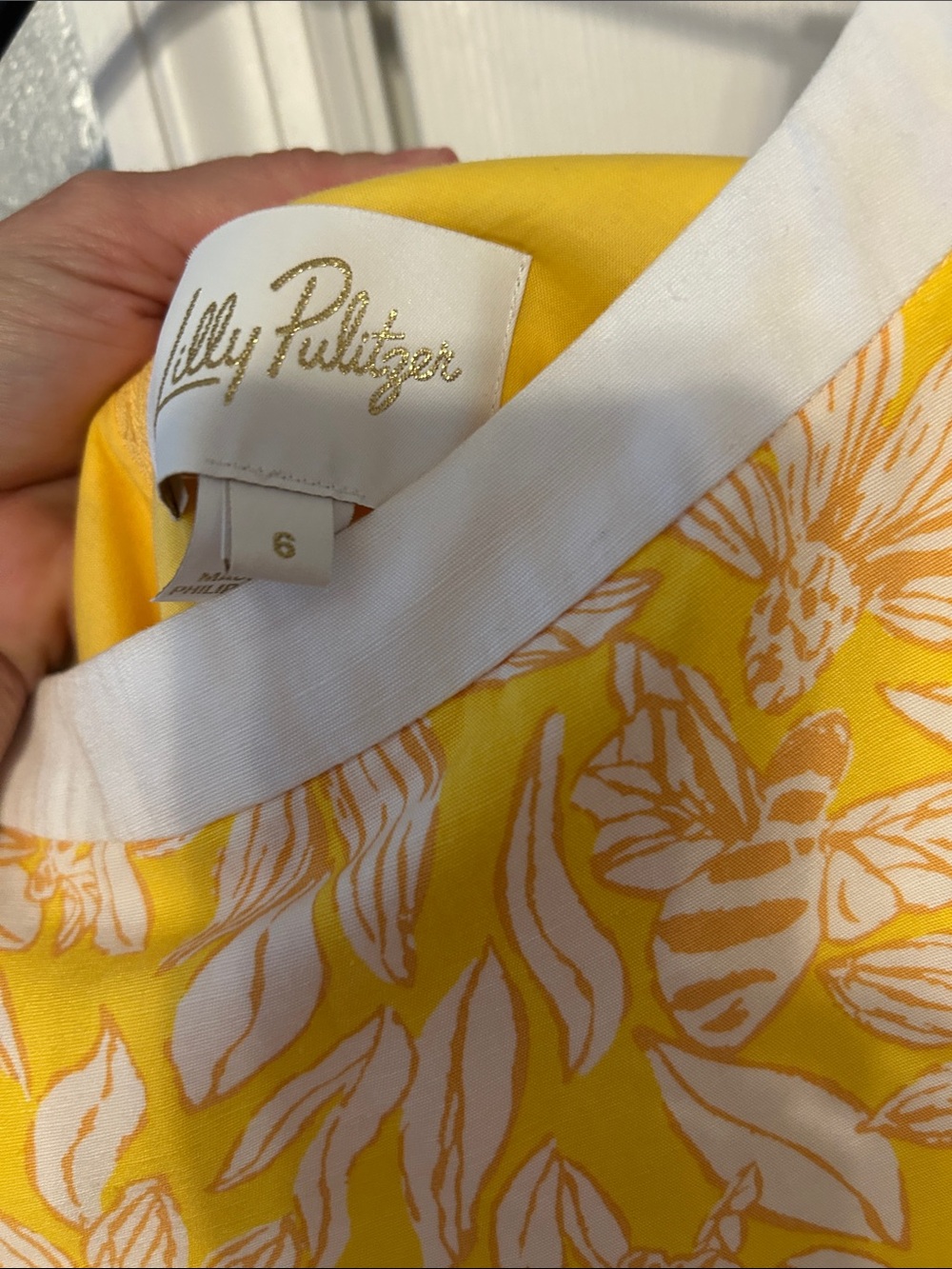 Lilly Pulitzer Yellow & White Floral Mini Shift Dress/romper - Picture 3 of 4